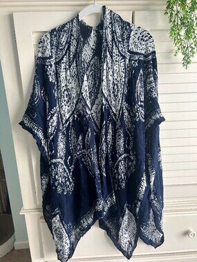 Modena Paisley Navy Blue and White Poncho